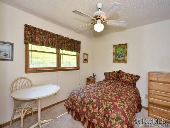 223 Highview Drive - Photo 8