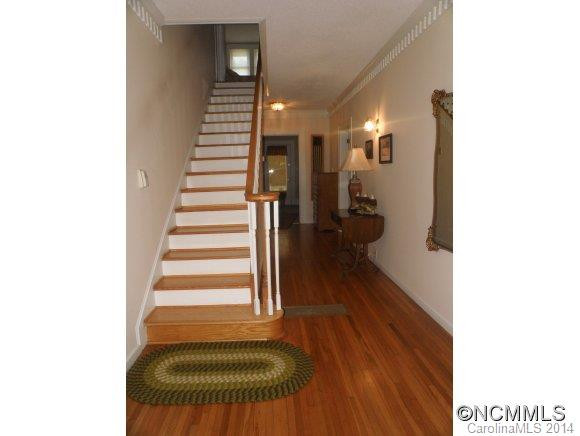 907 East Main Street - Photo 12