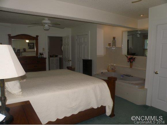 907 East Main Street - Photo 21