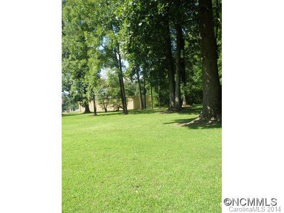 907 East Main Street - Photo 10