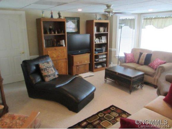 995 Doggett Road - Photo 16