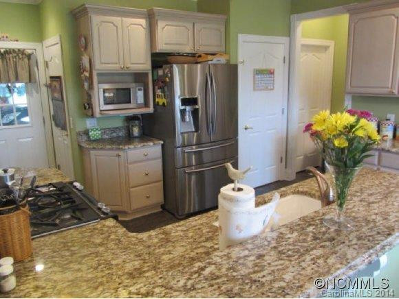 995 Doggett Road - Photo 4