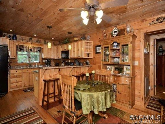 228 White Mountain Road - Photo 4