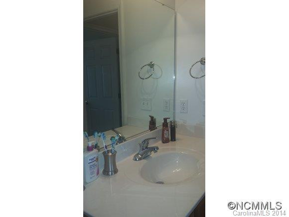 108 Rotunda Circle - Photo 13