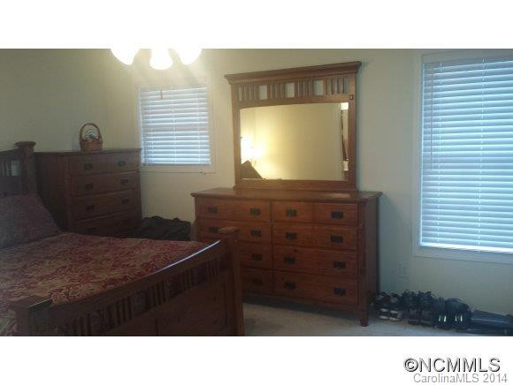 108 Rotunda Circle - Photo 14