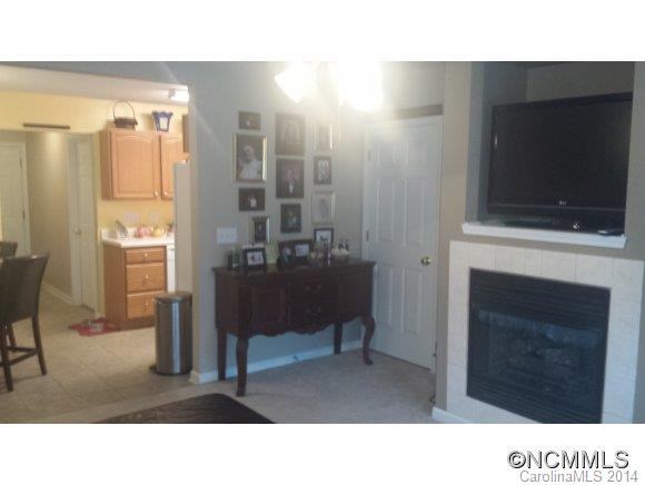 108 Rotunda Circle - Photo 7