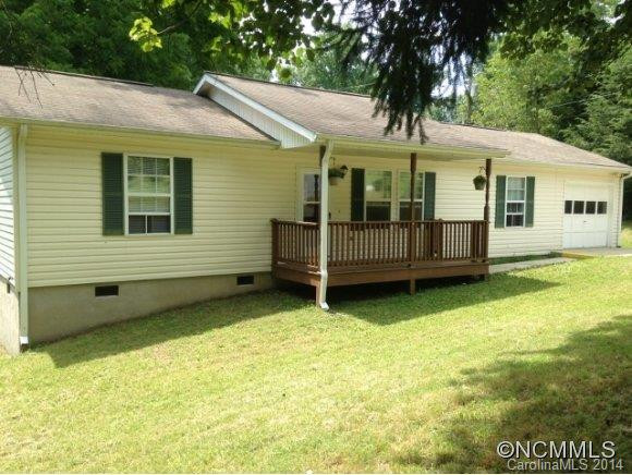 521 LYNDHURST DRIVE
