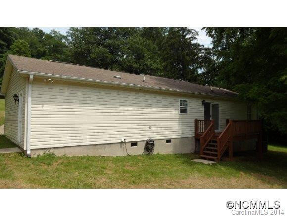 521 LYNDHURST DRIVE - Photo 11