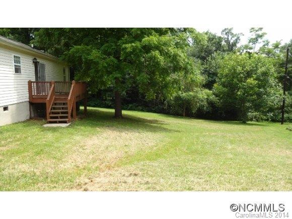 521 LYNDHURST DRIVE - Photo 12