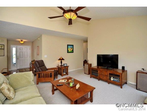 28 Sand Pebble Court - Photo 3