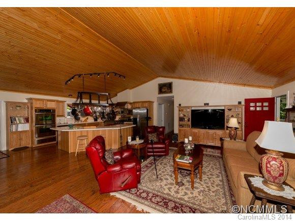 585&591 Camp Creek Road - Photo 11