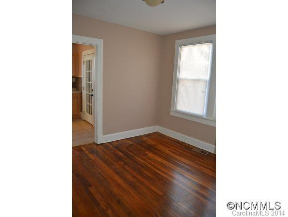 10 Enka Oak Street - Photo 16