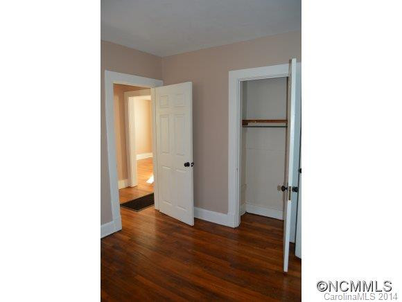 10 Enka Oak Street - Photo 17