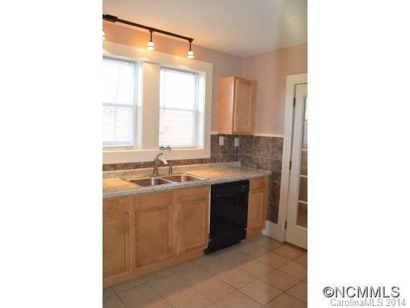 10 Enka Oak Street - Photo 9