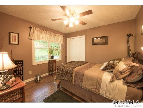 107 S Greenbriar Woods Road - Photo 13