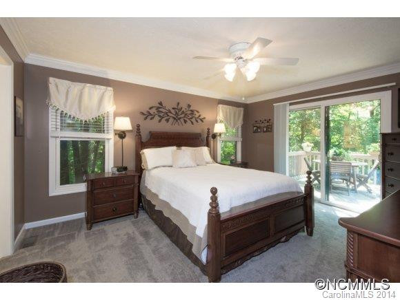 107 S Greenbriar Woods Road - Photo 16