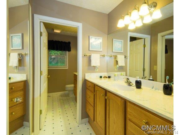 107 S Greenbriar Woods Road - Photo 18
