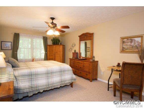 107 S Greenbriar Woods Road - Photo 21