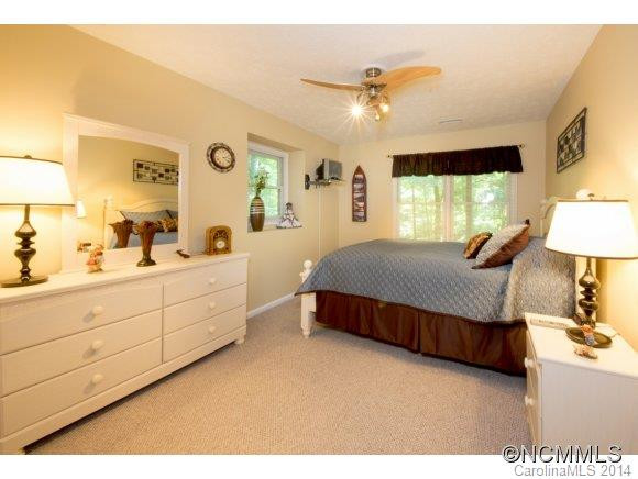 107 S Greenbriar Woods Road - Photo 22