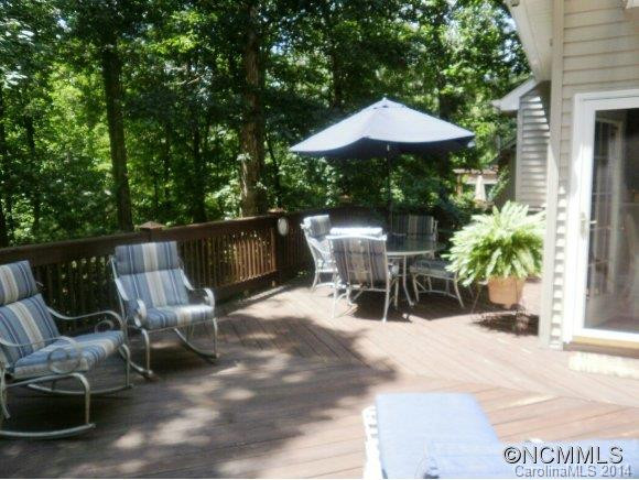 1040 Columbine Rd - Photo 2