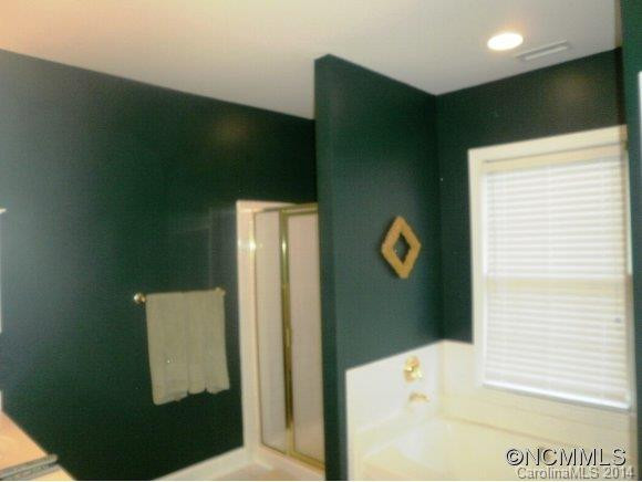 1040 Columbine Rd - Photo 11