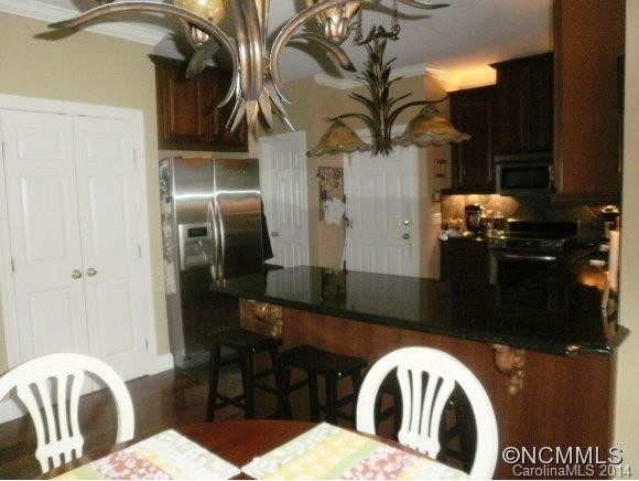 1040 Columbine Rd - Photo 22