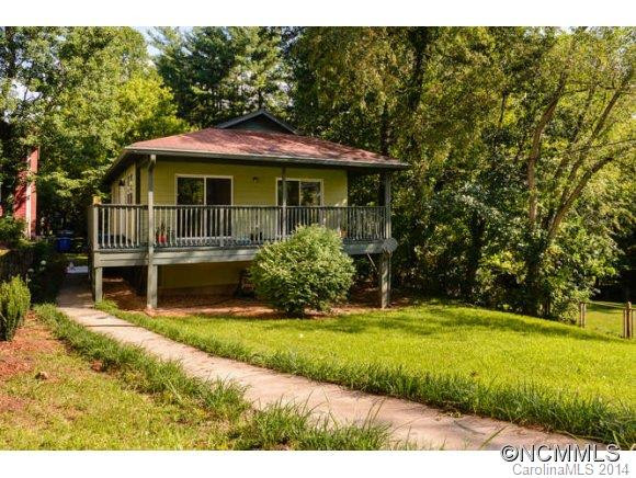 110 Annandale Ave - Photo 2