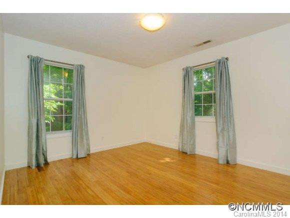 110 Annandale Ave - Photo 13