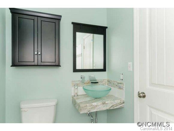 110 Annandale Ave - Photo 17