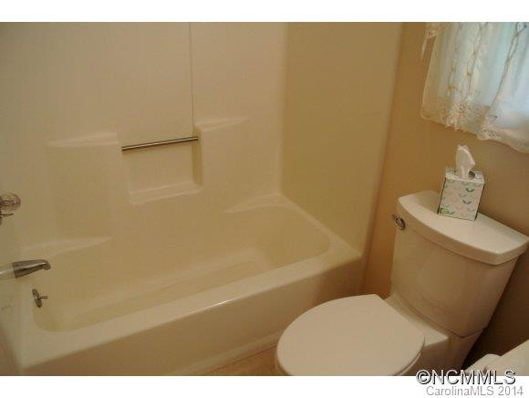 52 Hamlet Drive - Photo 14