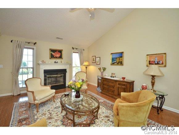 30 DOVE HOLLOW ROAD - Photo 3