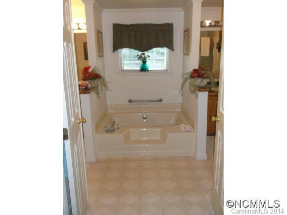 449 Sassafras - Photo 11