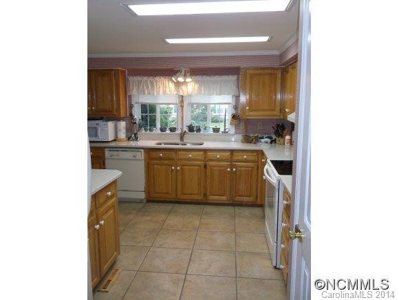 449 Sassafras - Photo 18