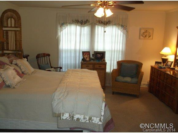 449 Sassafras - Photo 10