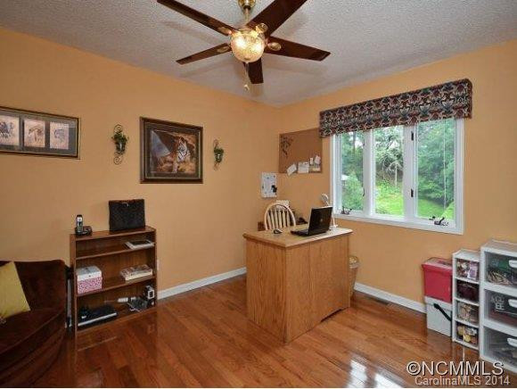 295 ACORN LANE - Photo 12