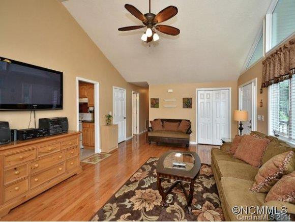 295 ACORN LANE - Photo 3