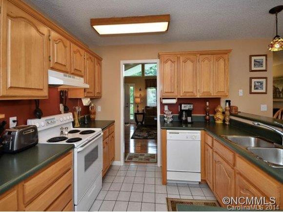 295 ACORN LANE - Photo 4