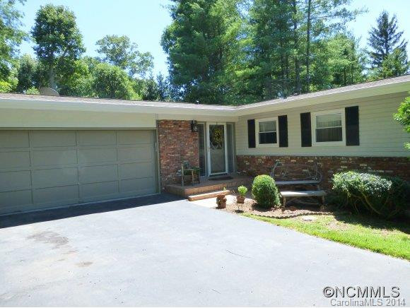 51 IMPERIAL COURT - Photo 2