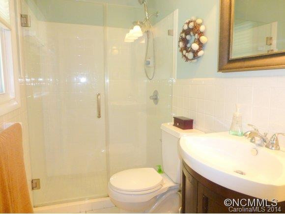 51 IMPERIAL COURT - Photo 16