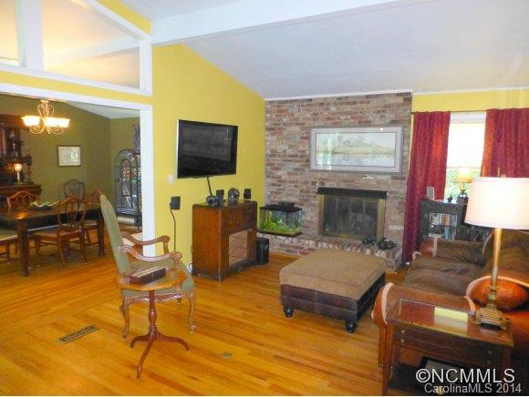 51 IMPERIAL COURT - Photo 6