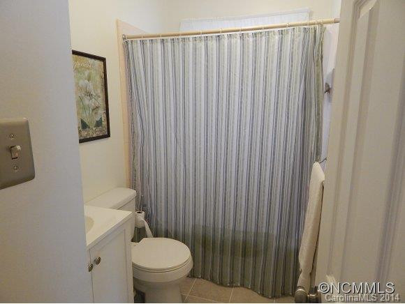 668 Maple - Photo 18