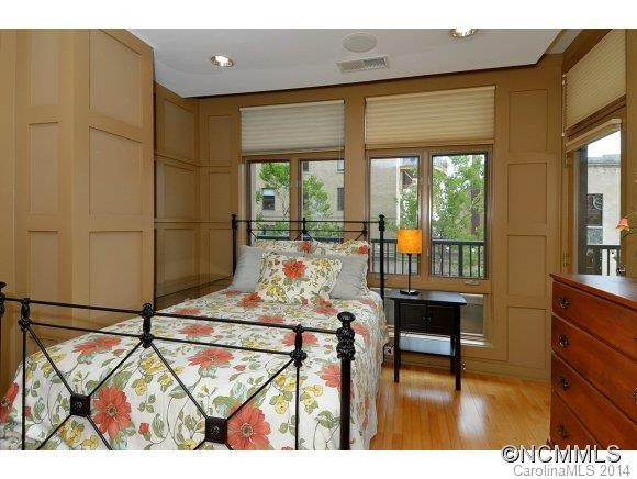 21 Battery Park Unit 302 - Photo 18