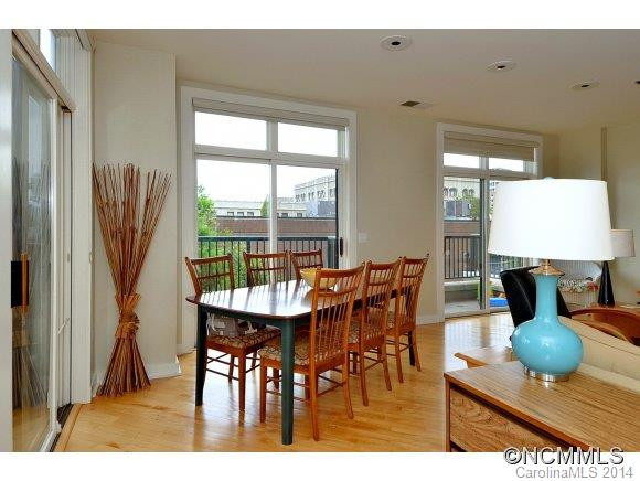 21 Battery Park Unit 302 - Photo 7