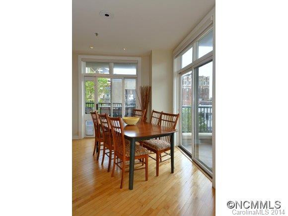 21 Battery Park Unit 302 - Photo 8