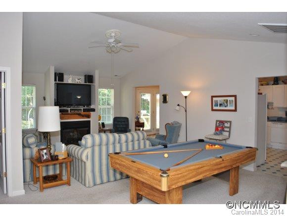 316 Wiltshire Circle - Photo 4