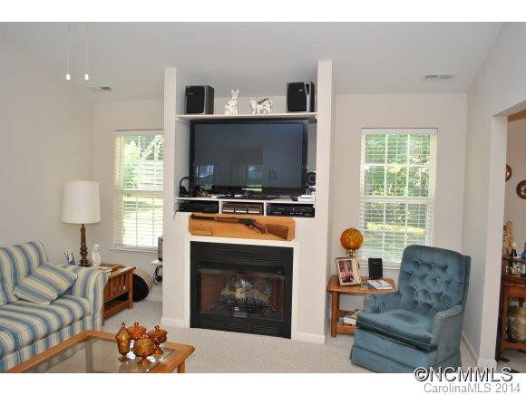 316 Wiltshire Circle - Photo 7