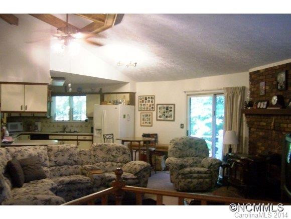124 Lakemont Drive - Photo 4