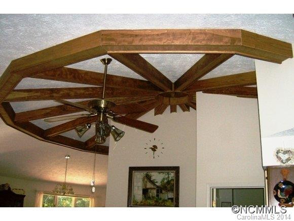 124 Lakemont Drive - Photo 8