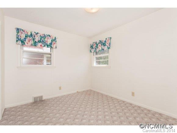 9 Brucemont Place - Photo 13