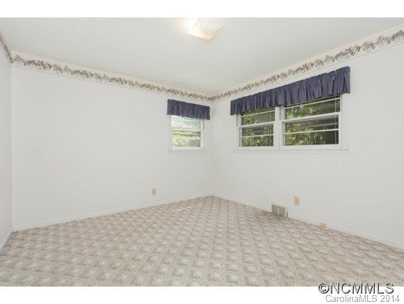 9 Brucemont Place - Photo 16